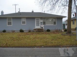 542 Spring St, West Burlington, IA 52655