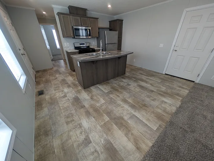 38000 Le Chateau Blvd #249 — Photo 6