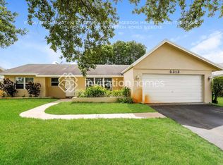 5313 SW 118th Ave, Fort Lauderdale, FL 33330