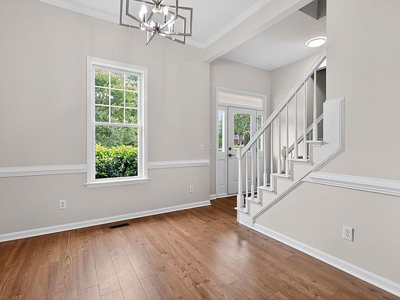 3rd image of 2213 Dunlin Ln