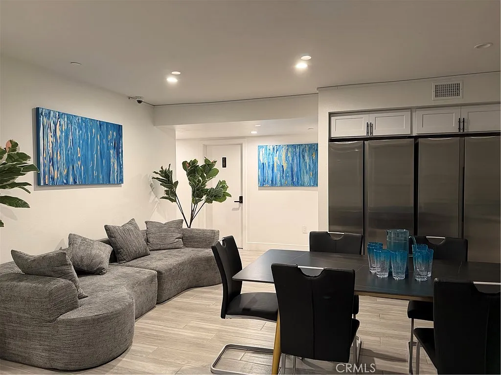 1 bed, 9424 sqft, $1,250 — Photo 2