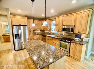 15628 SE Bauer St, Portland, OR 97236