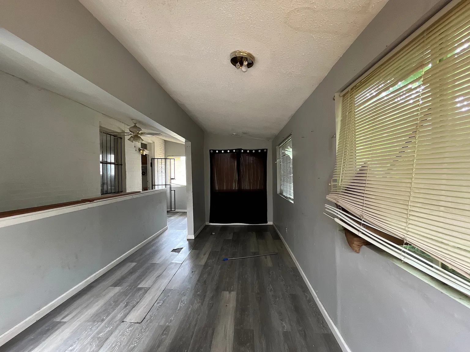 2 bed, 754 sqft, $1,000 — Photo 4