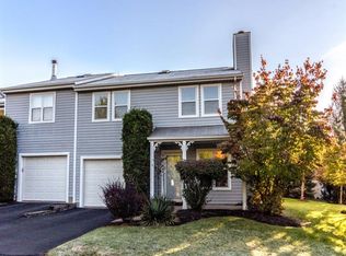 107 Cobbler Cir, Pittsburgh, PA