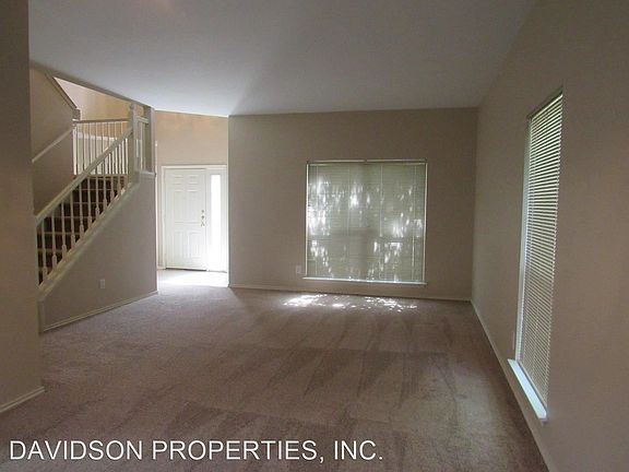 2nd image of 15710 Knollpine