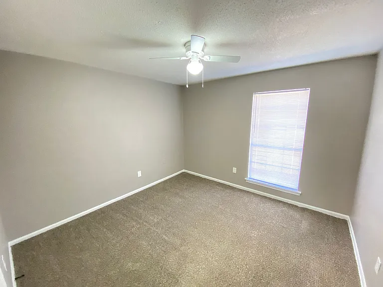 2473 Chattering Ln — Photo 13