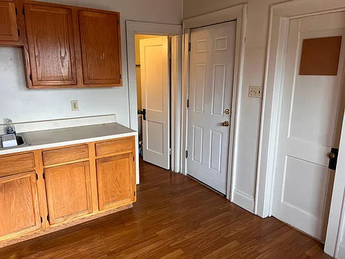 17 S Maple Ave #4 Photo 1