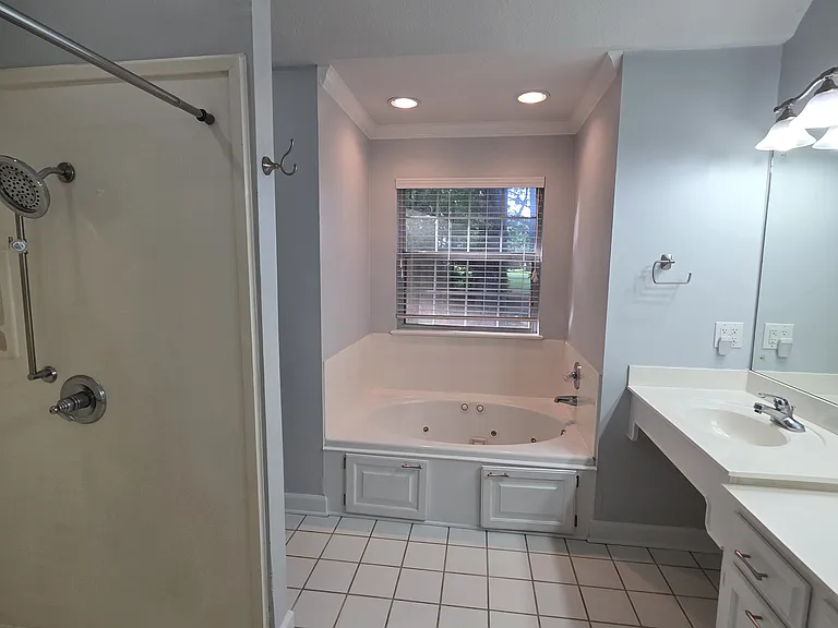 401 Hemlock Dr — Photo 20