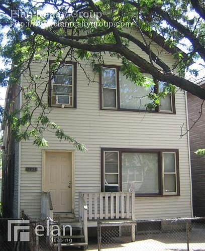 2nd image of 2433 N Marshfield Ave APT 1FR