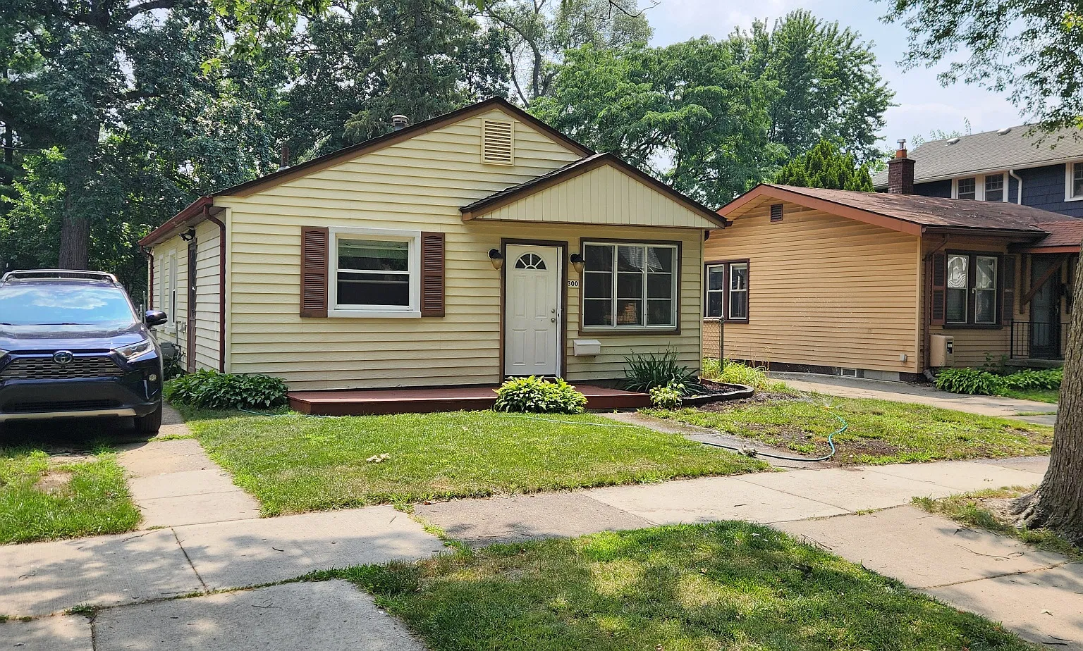 3 bed, 850 sqft, $1,800 — Photo 1