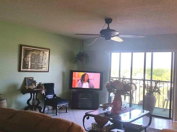 3rd image of 9490 Harbor Greens Way APT 408