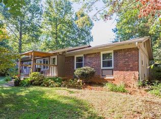 21 Holly Hill Dr, Arden, NC 28704