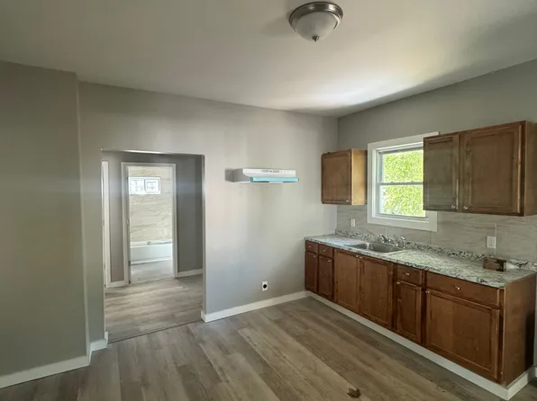 302 Cannon St, Syracuse, NY 13205