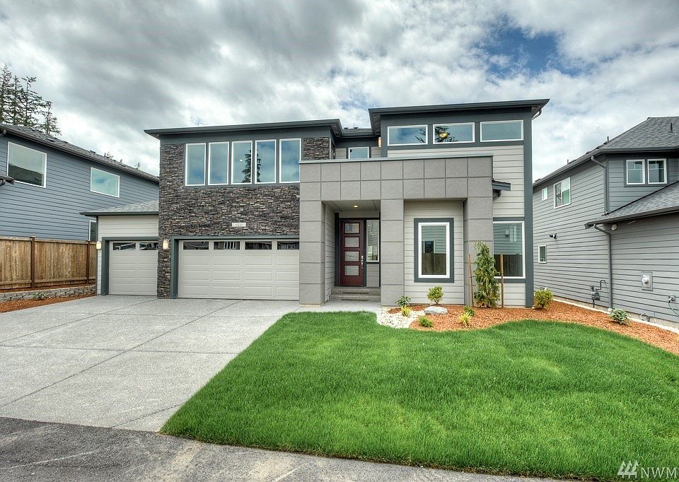 1st image of 4512 138th Pl SE