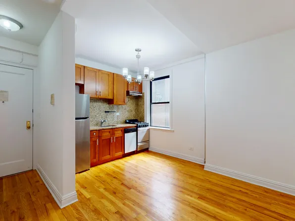 245 West 51st Street image 10 of 15