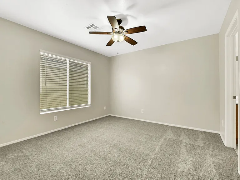 1624 Clint Canyon Dr — Photo 9