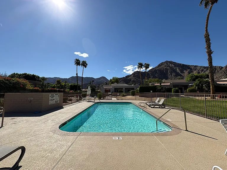 Via Encanto — Photo 11