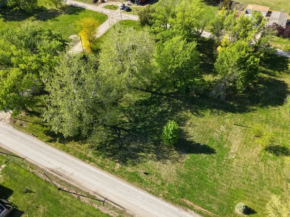 801 Lincoln Ave, Pacific Junction, IA 51561