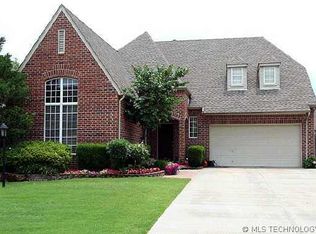 6840 E 83rd St, Tulsa, OK 74133