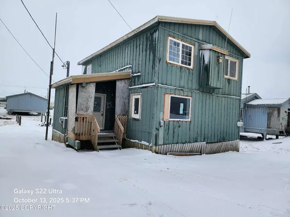 7241 Karluk St, Barrow, AK 99723