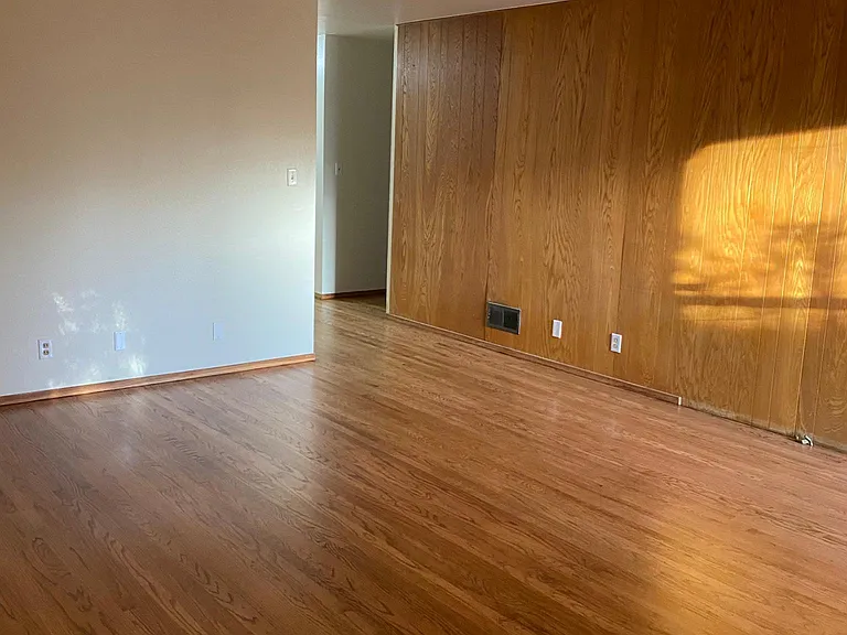 1140 Sanchez Way — Photo 6