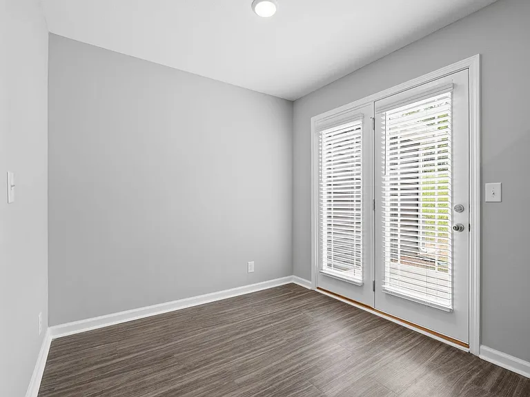 123 Davis Ridge Ln — Photo 12