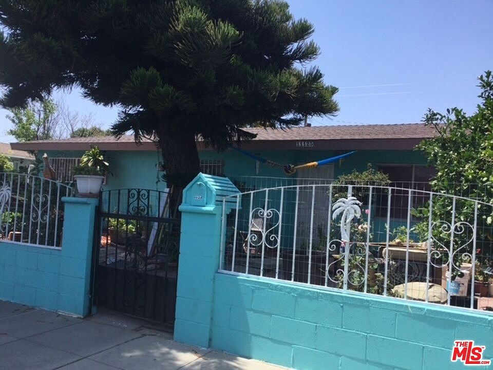 2nd image of 11127 Duncan Ave