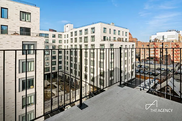 Rented by The Agency | media 12