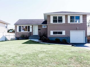 1209 Sylvia Rd, Seaford, NY 11783