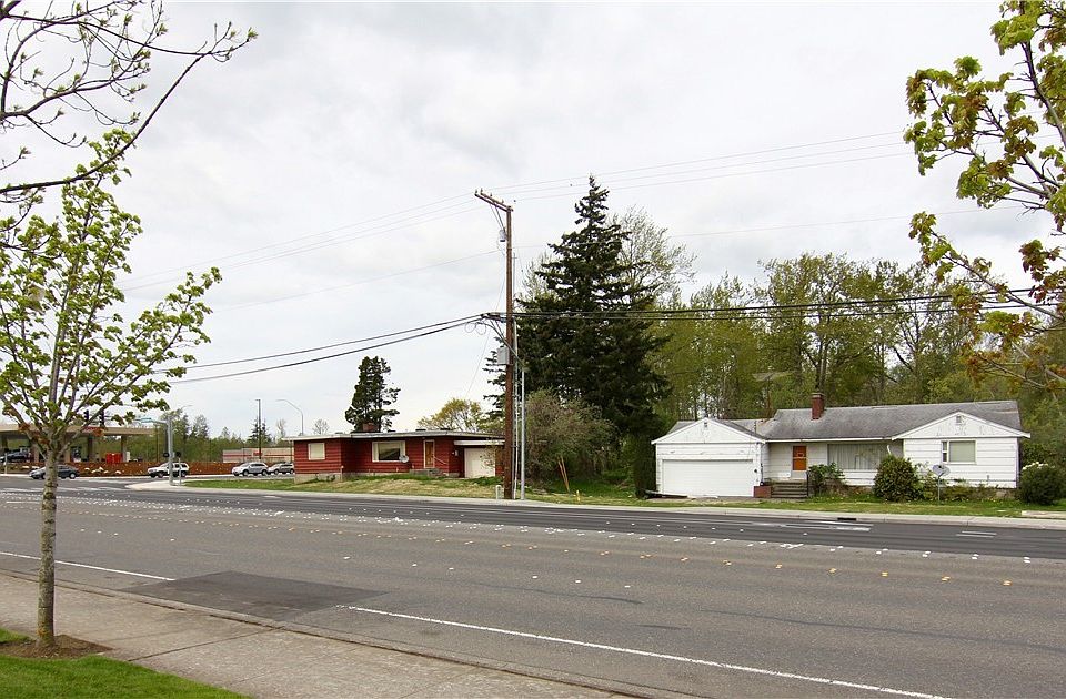 2nd image of 1210 W Bakerview Rd