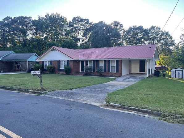 8 Chief Vann Dr SW