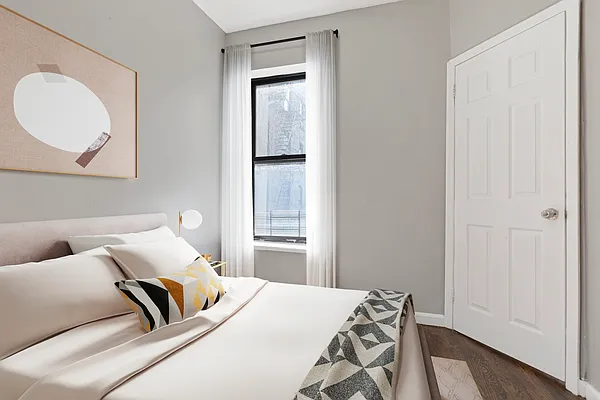 Rented by Bohemia Realty Group | media 10