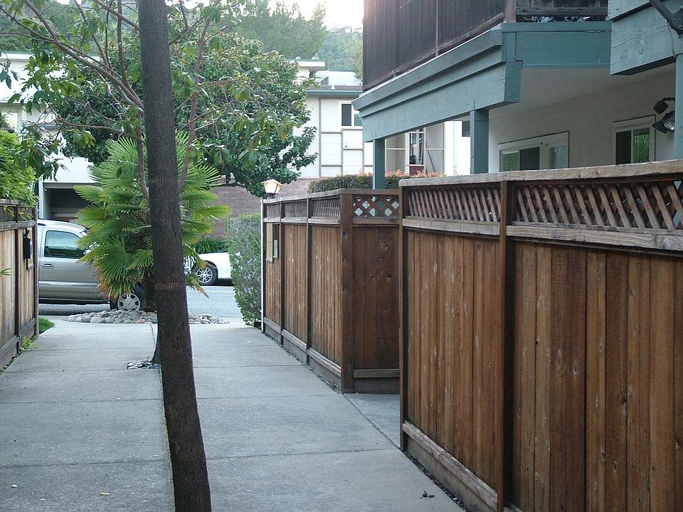 2nd image of 2172 Carlmont Dr APT 1