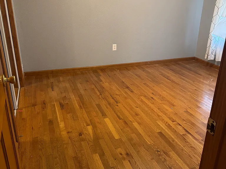13916 Radford Ln — Photo 14