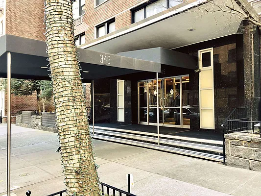 Sold by Maxwell Jacobs | media 6