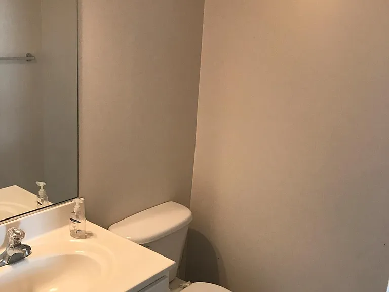 8010 Duck Pond Ter — Photo 6