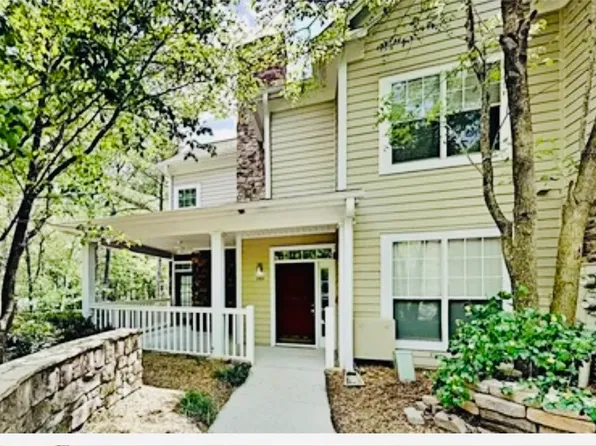 518 Sandringham Dr, Milton, GA 30004