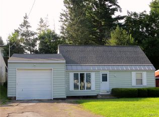 975 Cayuga St, Fulton, NY 13069