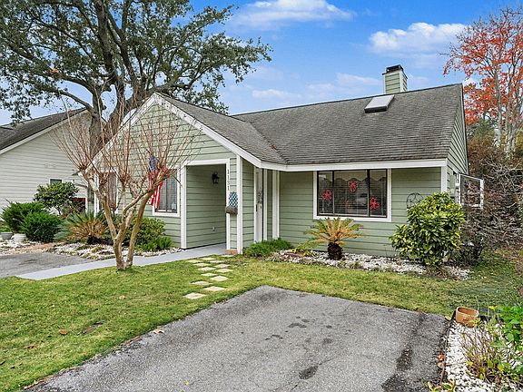 4th image of 1131 Daffodil Ln