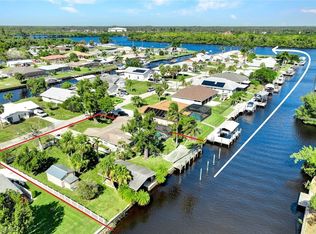 2232 Isle Of Pines Ave, Fort Myers, FL 33905