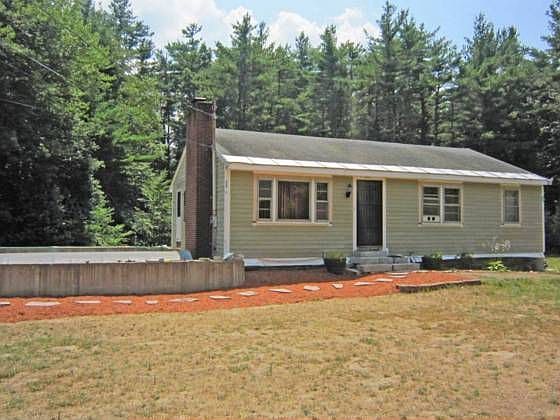 2nd image of 52 Forrest Rd