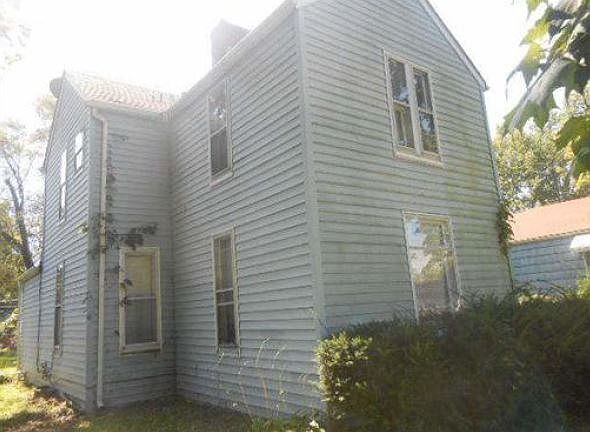 1st image of 1879 Denune Ave