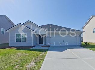22 Carrollton Dr, Brunswick, GA 31525