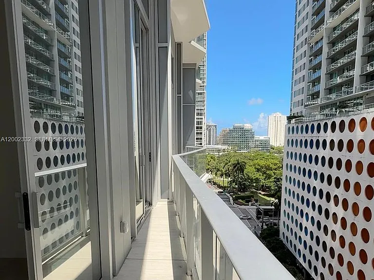 77 SE 5th St #1010 — Photo 11
