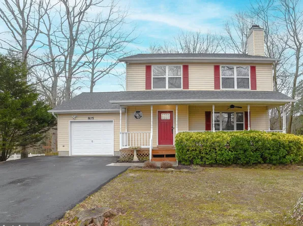 805 Bison Ct, Lusby, MD 20657