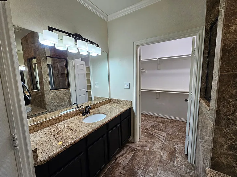 7721 Oak Garden Trl — Photo 25