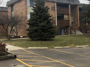 1215 S Maple Rd APT 102, Ann Arbor, MI 48103