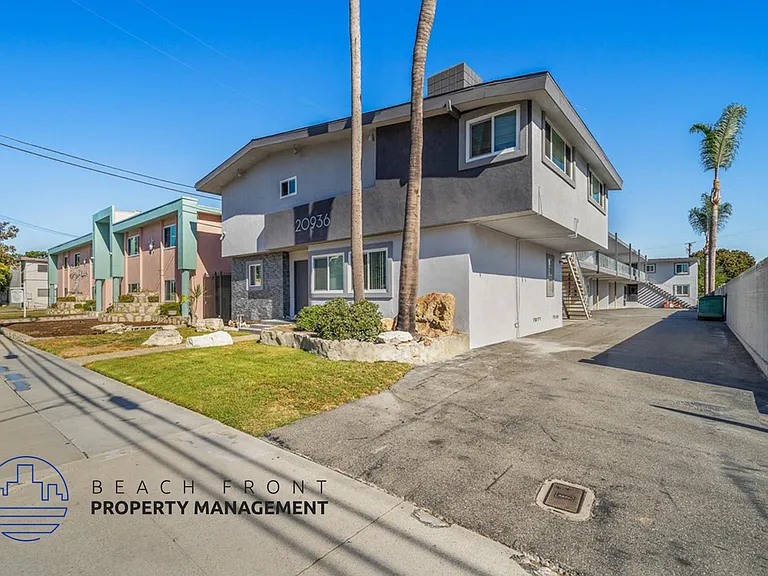 20936 Amie Ave — Photo 11