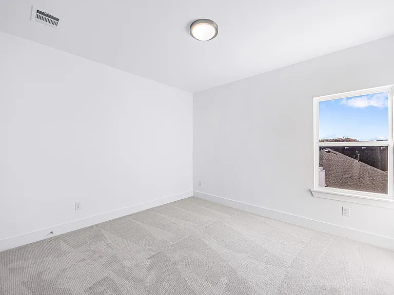 7129 Saginaw Blvd — Photo 20
