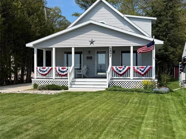 6897 N Us Highway 23, Oscoda, MI 48750